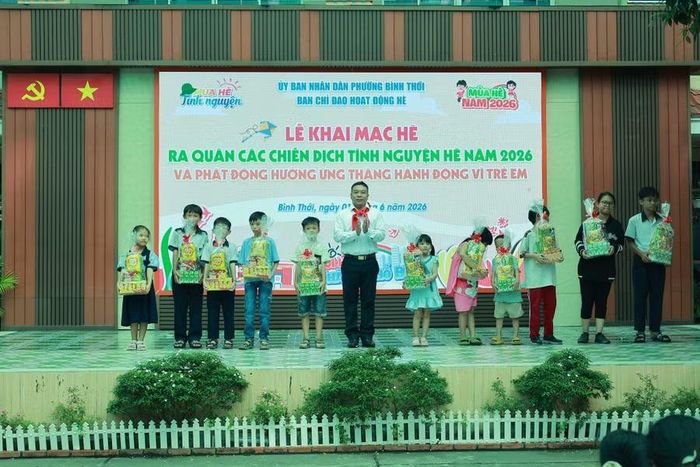 Lễ khai mạc hè diễn ra tại phường Bình Thới sáng nay.