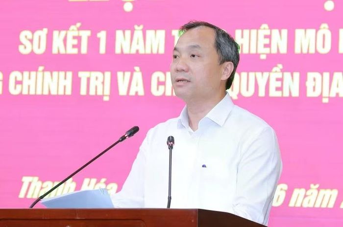 Ông Hoàng Trung Dũng, Phó Trưởng Ban Thường trực Ban Tổ chức Trung ương phát biểu tại hội nghị.