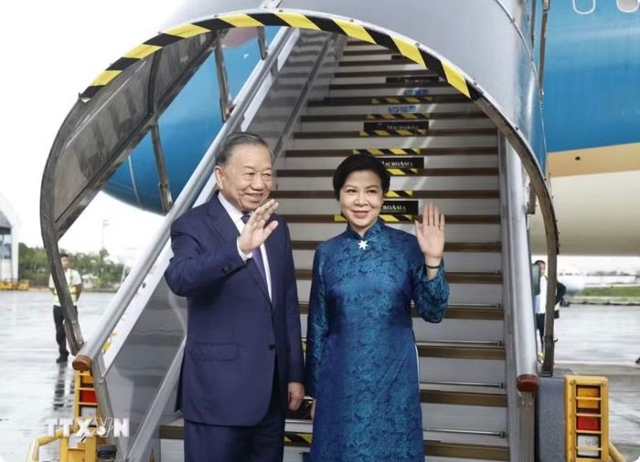 Tổng Bí thư, Chủ tịch nước Tô Lâm và Phu nhân rời thủ đô Manila, kết thúc tốt đẹp chuyến thăm cấp Nhà nước tới Philippines từ ngày 31/5-1/6. Ảnh: TTXVN
