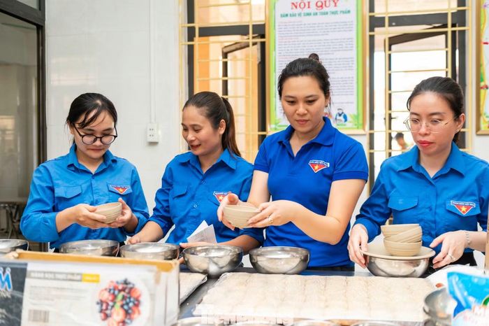 Chương trình có sự tham gia phối hợp của Đoàn Thanh niên Công an tỉnh Quảng Ninh, các trường, doanh nghiệp và tổ chức đóng trên địa bàn tỉnh Quảng Ninh.