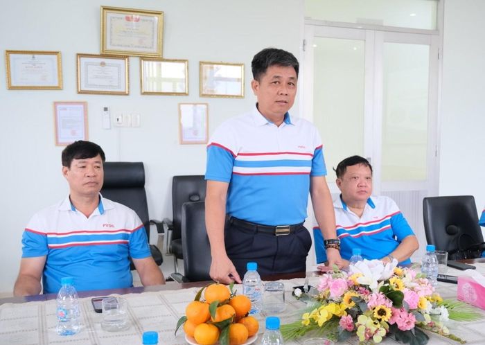  Ông Nguyễn Thu Phong - Phó Tổng Giám đốc, Chủ tịch Công đoàn PETEC phát biểu tại buổi gặp mặt 