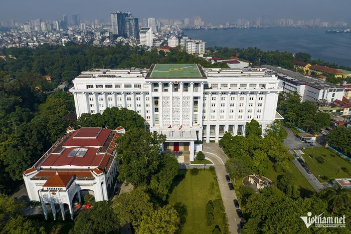 Trụ sở Chính phủ. Ảnh: Phạm Hải