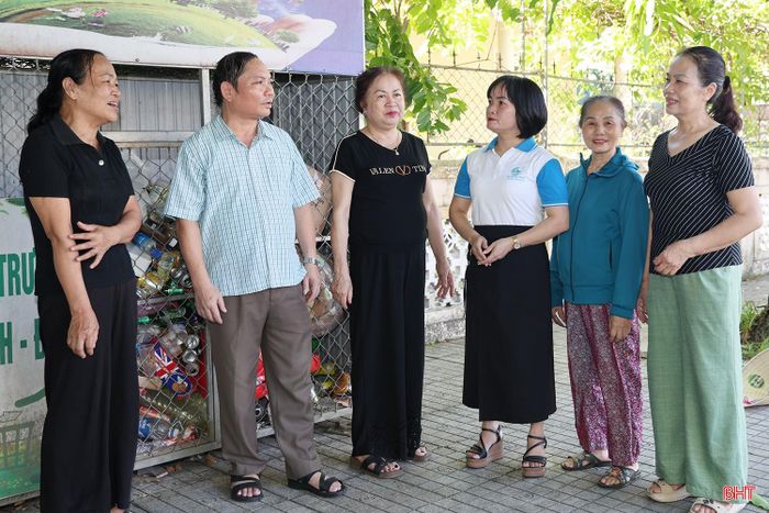 Mô hình "Ngôi nhà xanh tiết kiệm sinh thái" được chị em phụ nữ ở phường Thành Sen duy trì, tạo sức lan tỏa trong cộng đồng.