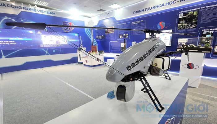 Máy bay trực thăng lên thẳng không người lái - sản phẩm của Viện Hàn lâm Khoa học và Công nghệ Việt Nam. Ảnh: NP