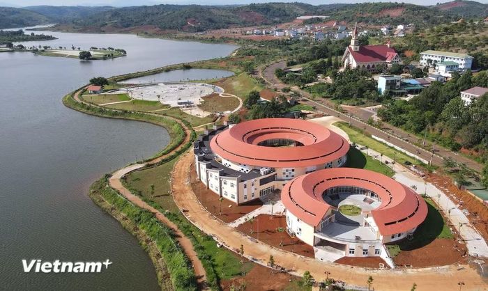 Dự án Khu liên hợp Bảo tàng, Thư viện và Công viên Đắk Nông được kỳ vọng tạo ra một điểm nhấn kiến trúc trung tâm đô thị Gia Nghĩa. (Ảnh: Hưng Thịnh/Vietnam+)