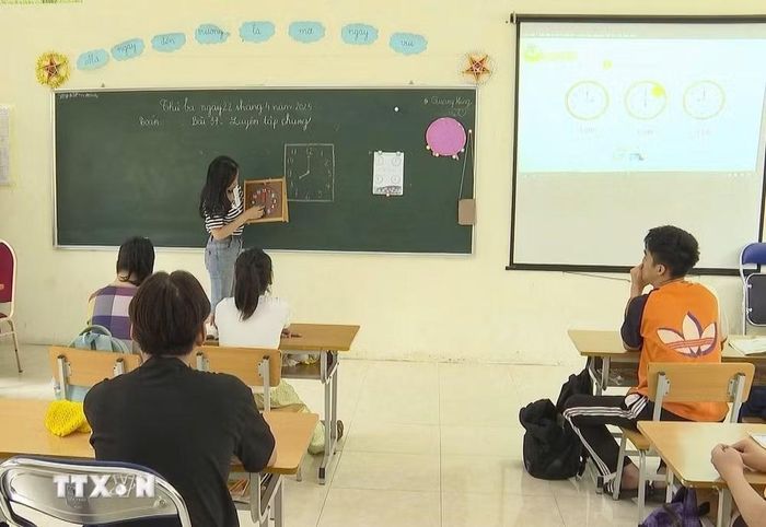 Một tiết học tại Trung tâm Hỗ trợ phát triển giáo dục hòa nhập tỉnh Điện Biên. (Ảnh: TTXVN phát)