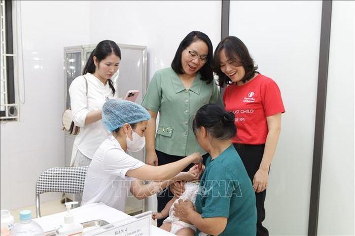 Toàn bộ quy trình được vận hành nghiêm túc theo nguyên tắc một chiều, đảm bảo an toàn tuyệt đối và đúng quy định y tế.