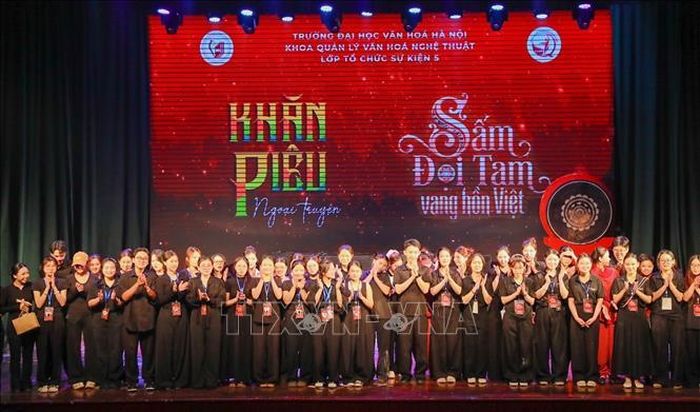 Chương trình do nhóm sinh viên Trường Đại học Văn hóa Hà Nội thực hiện.