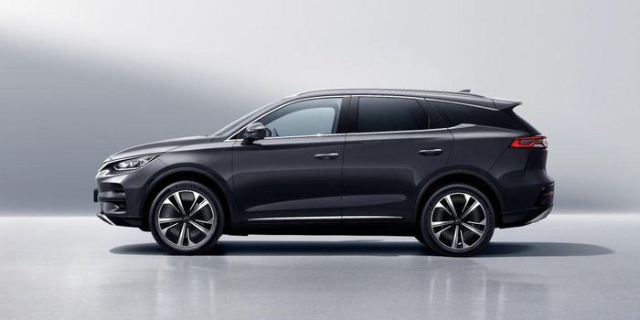 BYD Sealion 8.