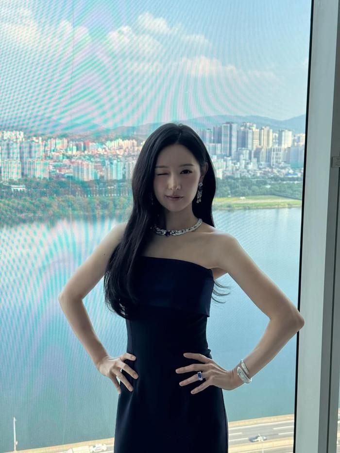 Vóc dáng "mình hạc xương mai" của Kim Ji Won từng gây xôn xao bàn tán trong một thời gian dài. Ảnh: IGNV
