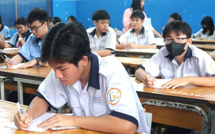 Hơn 151.000 thí sinh tại TPHCM đã hoàn thành môn thi đầu tiên - Ngữ văn
