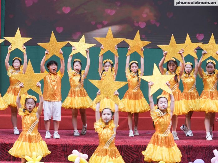 “Trại hè yêu thương” là hoạt động mang ý nghĩa chính trị, xã hội và nhân văn sâu sắc của Bộ Công an, đến nay đã bước sang năm thứ tư tổ chức. Chương trình góp phần thực hiện hiệu quả công tác đền ơn đáp nghĩa, chính sách hậu phương Công an nhân dân và chăm sóc, giáo dục trẻ em; không chỉ thể hiện sự quan tâm, trách nhiệm của Đảng ủy Công an Trung ương, lãnh đạo Bộ Công an đối với thế hệ tương lai của đất nước mà còn góp phần bồi đắp lý tưởng cách mạng, lòng yêu nước, tinh thần hiếu học, ý chí vượt khó và khát vọng cống hiến cho thế hệ trẻ; qua đó tiếp tục lan tỏa hình ảnh người chiến sĩ Công an nhân dân bản lĩnh, nhân văn, vì Nhân dân phục vụ.