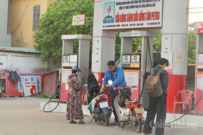 Nhiều khách hàng sau khi trải nghiệm đều phản hồi phương tiện hoạt động ổn định, không phát sinh vấn đề kỹ thuật và sẵn sàng tiếp tục sử dụng xăng E10 trong thời gian tới.