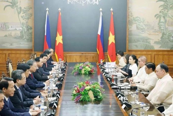 Tổng Bí thư, Chủ tịch nước Tô Lâm và Tổng thống Philippines Ferdinand Romualdez Marcos Jr. hội đàm cấp Nhà nước. Ảnh: TTXVN