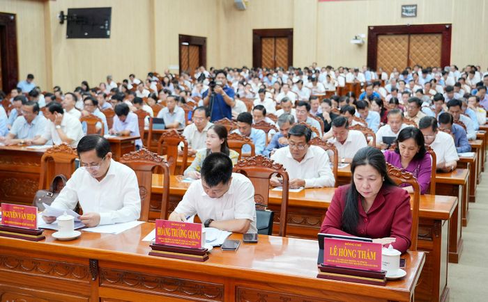 Đại biểu dự hội nghị.