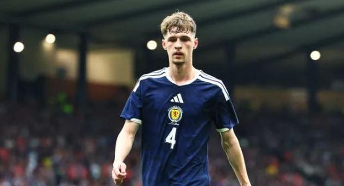 Sao trẻ MU bất ngờ có suất dự World Cup cùng Scotland.