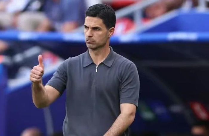Arsenal dự kiến nâng cấp rầm rộ đội hình ở hè 2026.