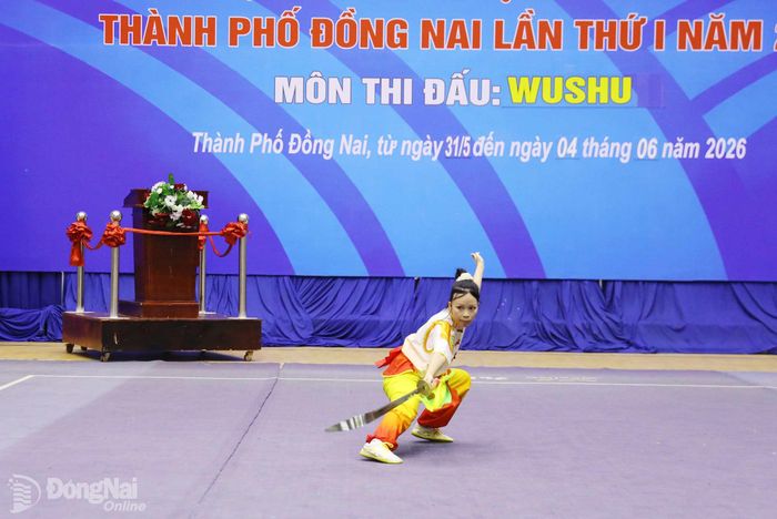 Vận động viên thi đấu nội dung Đao thuật nữ. Ảnh: Huy Anh