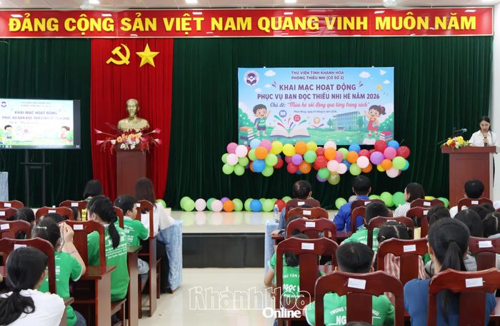 Quang cảnh lễ khai mạc.