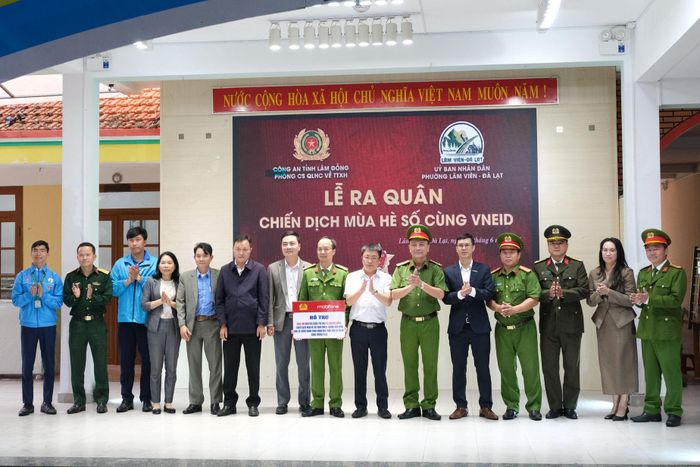 Lãnh đạo Công an tỉnh Lâm Đồng cùng phường Lâm Viên - Đà Lạt phát động chiến dịch