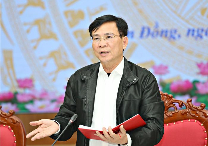 Ủy viên Trung ương Đảng, Phó Bí thư Tỉnh ủy, Chủ tịch UBND tỉnh Hồ Văn Mười nhấn mạnh, giao thông là một trong những yếu tố then chốt thúc đẩy phát triển kinh tế - xã hội