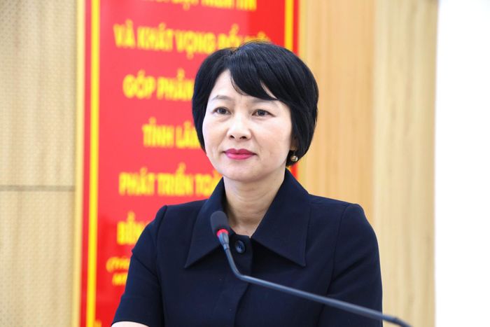 Phó Bí thư Tỉnh ủy, Chủ tịch Ủy ban MTTQ Việt Nam tỉnh Phạm Thị Phúc phát biểu tại buổi gặp mặt