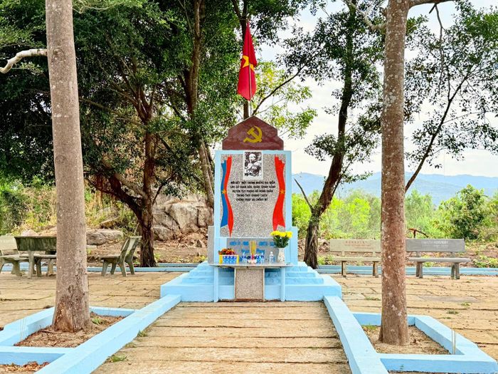 Địa chỉ đỏ Cây Dầu 3, thôn La Bá, xã Tuy Phong