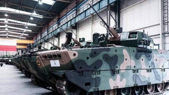 Xe chiến đấu bộ binh Borsuk của Quân đội Ba Lan.