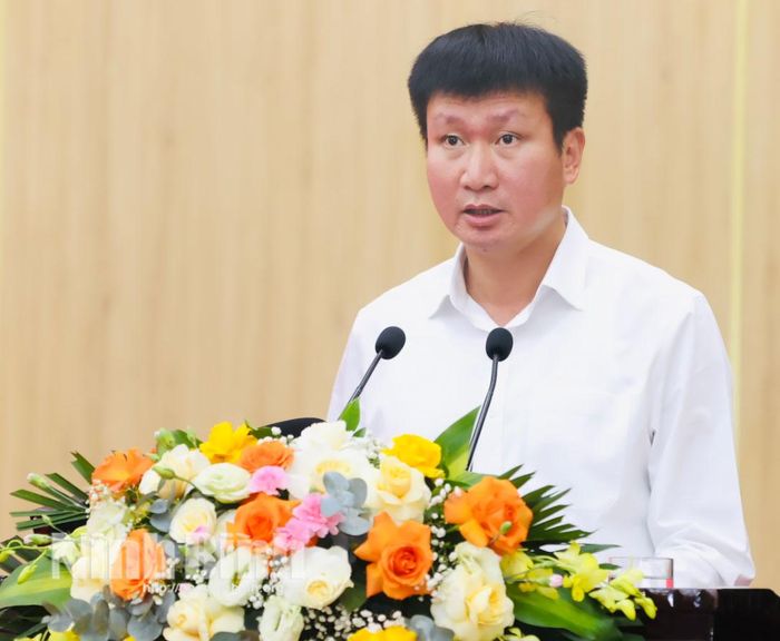 Đồng chí Trần Huy Tuấn, Ủy viên Trung ương Đảng, Bí thư Tỉnh ủy phát biểu kết luận hội nghị.