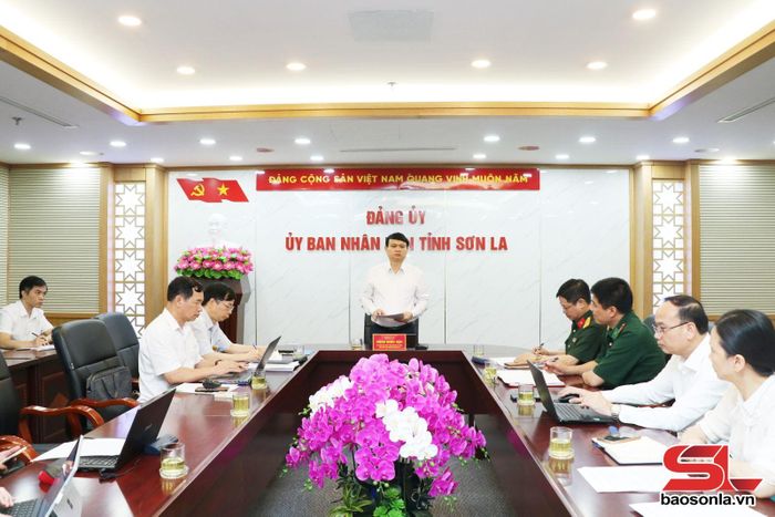 Đồng chí Phó Chủ tịch UBND tỉnh làm việc với các sở, ngành.