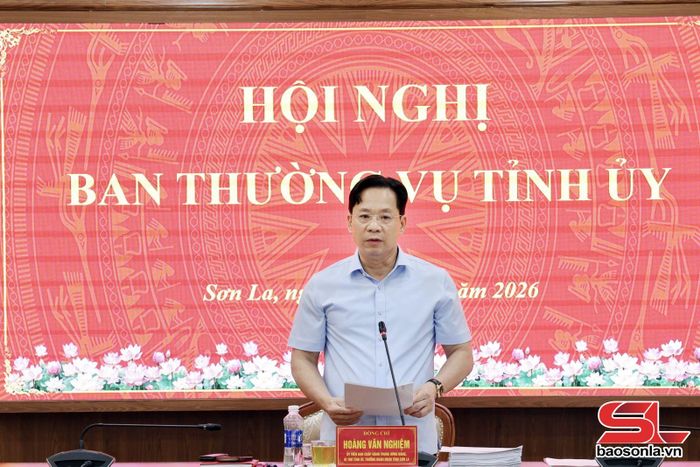 Đồng chí Bí thư Tỉnh ủy phát biểu tại hội nghị.