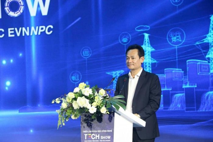 Tổng Giám đốc EVNNPC Nguyễn Đức Thiện luôn kiên định định hướng lấy đổi mới sáng tạo, khoa học công nghệ và chuyển đổi số làm động lực phát triển doanh nghiệp