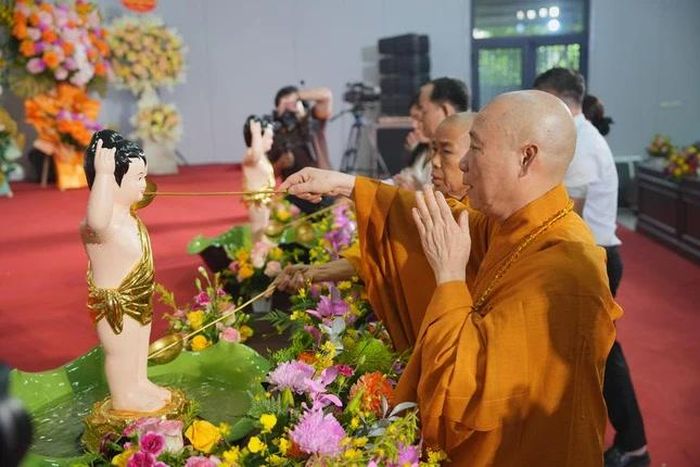 Trang nghiêm khóa lễ Mộc dục