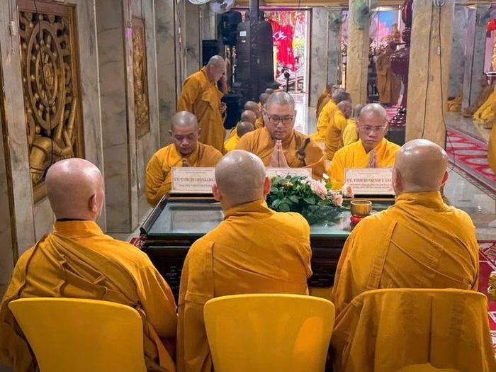 Chư Tăng trường hạ chùa Quảng Đức bắt đầu mùa an cư