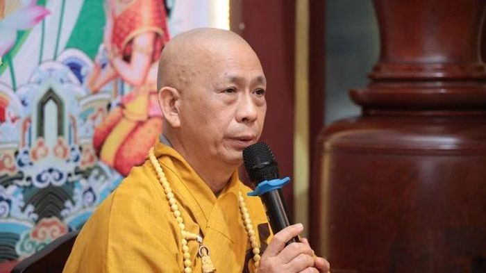 Thượng tọa Thích Tâm Chơn, Ủy viên Hội đồng Trị sự, Ủy viên Ban Trị sự GHPGVN TP.HCM thông báo chương trình sinh hoạt trong ba tháng hạ an cư của Tăng Ni Q.Bình Thạnh (cũ)