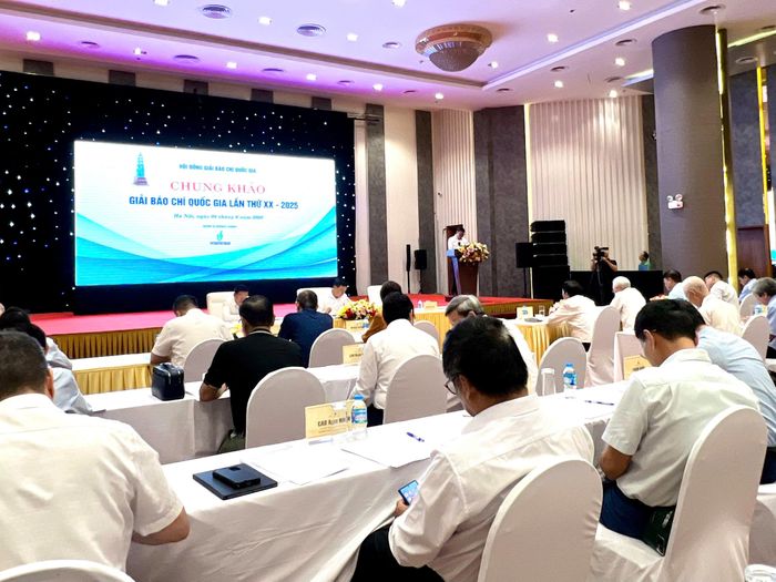 Quang cảnh Vòng chấm chung khảo Giải Báo chí Quốc gia.