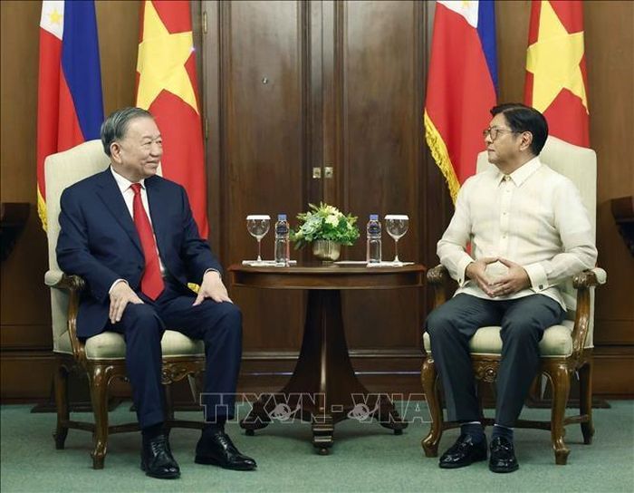Tổng Bí thư, Chủ tịch nước Tô Lâm và Tổng thống Philippines Ferdinand Romualdez Marcos Jr. hội đàm hẹp. Ảnh: Thống Nhất/TTXVN