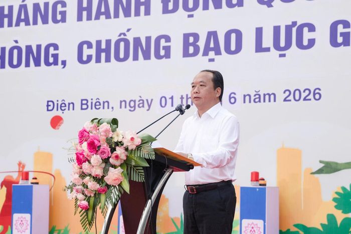 Ông Nguyễn Minh Phú - Phó Chủ tịch UBND tỉnh Điện Biên phát biểu tại buổi lễ.