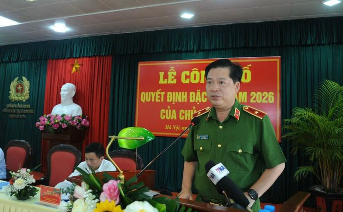 Thiếu tướng Nguyễn Thanh Trường tiếp thu ý kiến chỉ đạo của Phó Thủ tướng Thường trực.