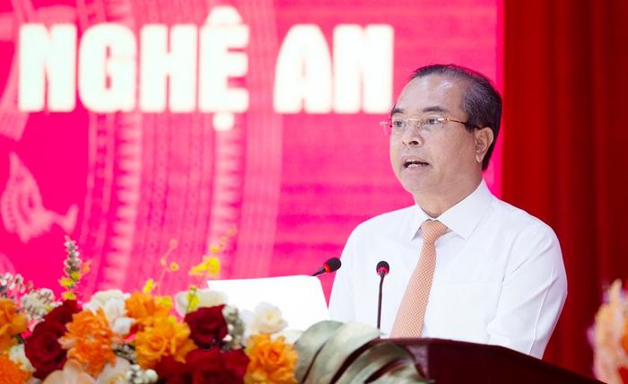 TS.BSCKII Nguyễn Hồng Trường - Giám đốc Bệnh viện Hữu nghị Đa khoa tỉnh Nghệ An phát biểu tại buổi lễ. Ảnh: HQ