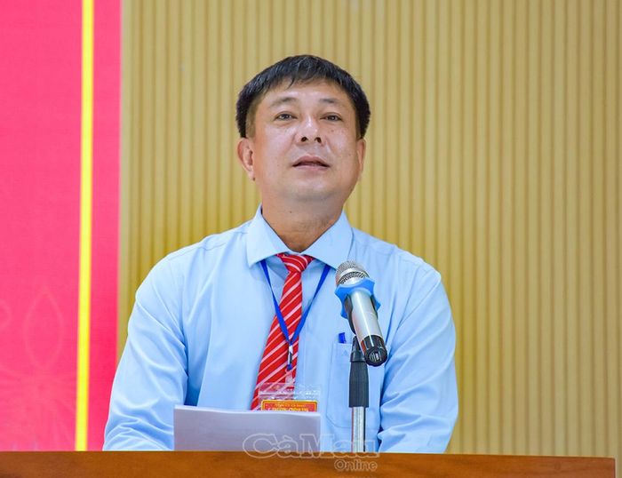 Đồng chí Phạm Thanh Tâm, Phó Hiệu trưởng Trường Chính trị tỉnh, phát biểu khai mạc lớp bồi dưỡng.