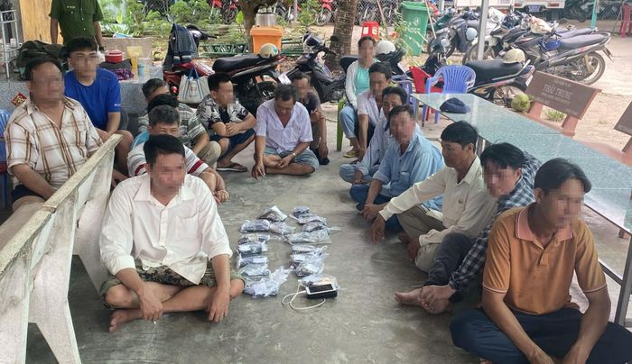 Hiện trường nơi các đối tượng tham gia đánh bạc dưới hình thức đá gà qua mạng. Ảnh: Công an tỉnh An Giang