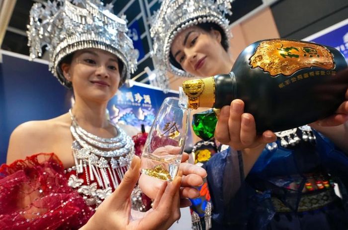 Nhiều nhà sáng tạo nội dung về rượu vang đã thu hút hàng trăm nghìn người theo dõi nhờ cách truyền tải đơn giản, sử dụng ngôn ngữ đời thường thay cho các thuật ngữ chuyên môn phức tạp