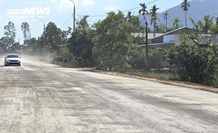Trường hợp hộ dân không chấp hành sau khi đã tổ chức tuyên truyền, vận động (tối đa 3 lần) thì củng cố hồ sơ để thực hiện các thủ tục cưỡng chế thu hồi đất theo đúng quy định pháp luật.