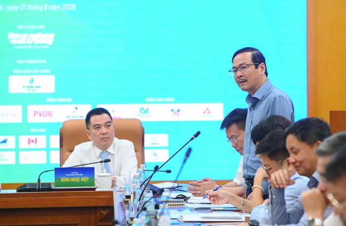 Tổng Biên tập Báo Nông nghiệp và Môi trường Nguyễn Ngọc Thạch thông tin về một số sự kiện được tổ chức trong Tuần lễ môi trường quốc gia 2026. Ảnh: Hoàng Sơn