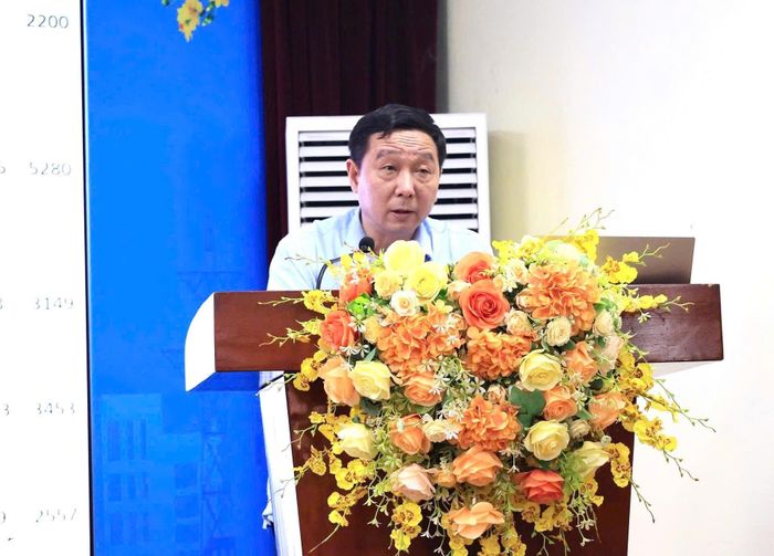 Chủ tịch UBND xã Thường Tín Phan Thanh Tùng phát biểu tại hội nghị. Ảnh: PV