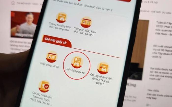 Từ ngày 8/6, người dân có thể sử dụng bản điện tử của giấy đăng ký xe trên VNeID. Ảnh minh họa: D.T