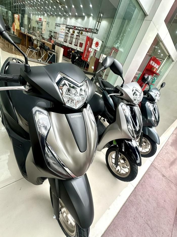 LEAD ABS 2026 còn khiến người dùng hài lòng bởi hàng loạt tiện ích thông minh được chăm chút trong từng chi tiết