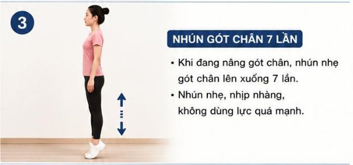 Nhún nhẹ 7 lần trước khi hạ gót.