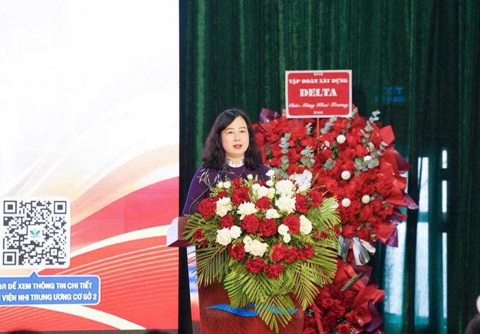Ủy viên Trung ương Đảng, Bộ trưởng Bộ Y tế Đào Hồng Lan phát biểu.